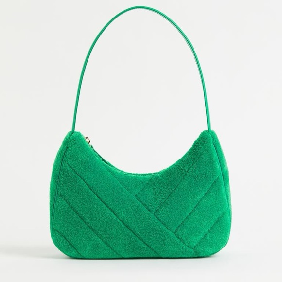 H&M Handbags - 🍒SOLD🍒•H&M green shoulder bag•